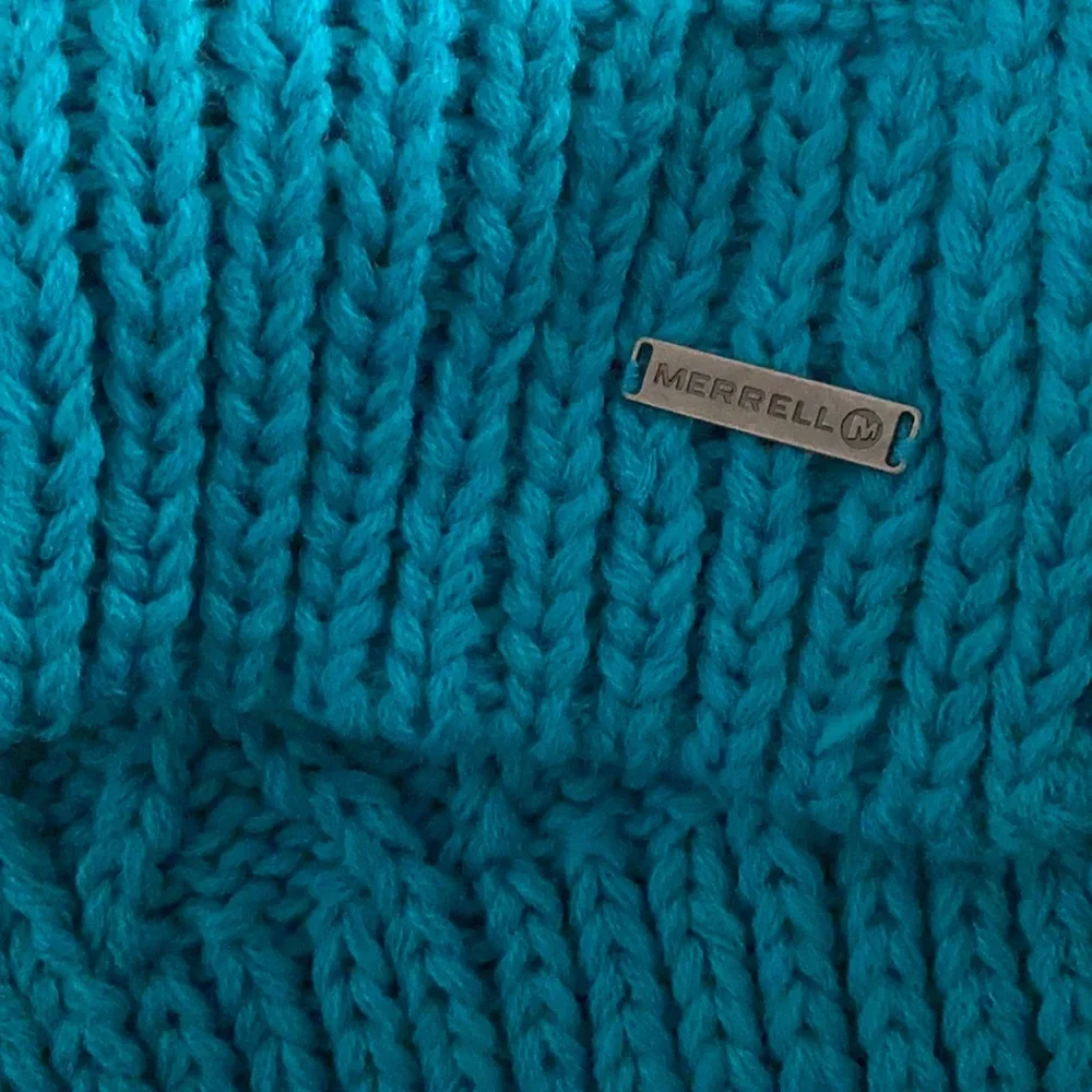 Merrell knit scarf and mittens
